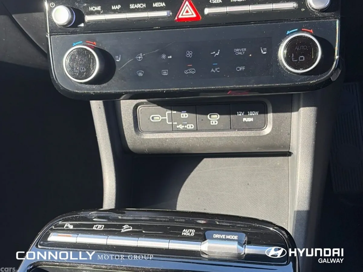 Hyundai Tucson SUV, Petrol Hybrid, 2024, White