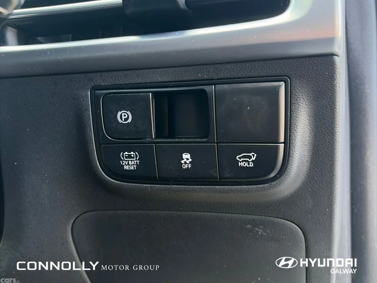 Hyundai Tucson SUV, Petrol Hybrid, 2024, White