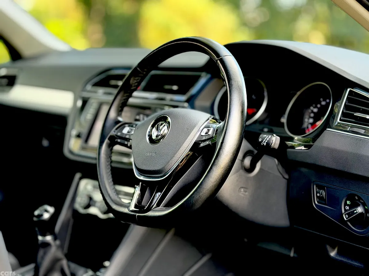 Volkswagen Tiguan SUV, Diesel, 2017, Black