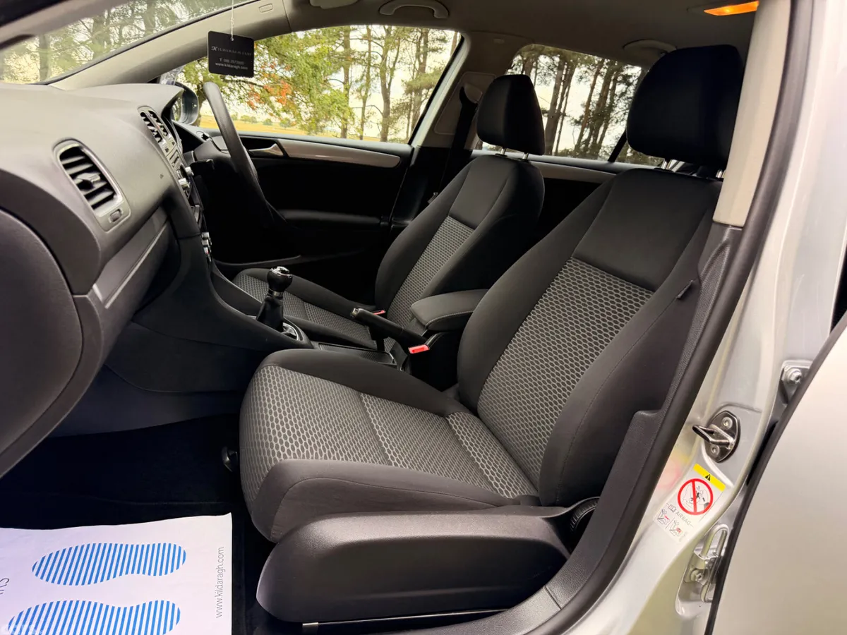 Volkswagen Golf Hatchback, Diesel, 2011, Silver