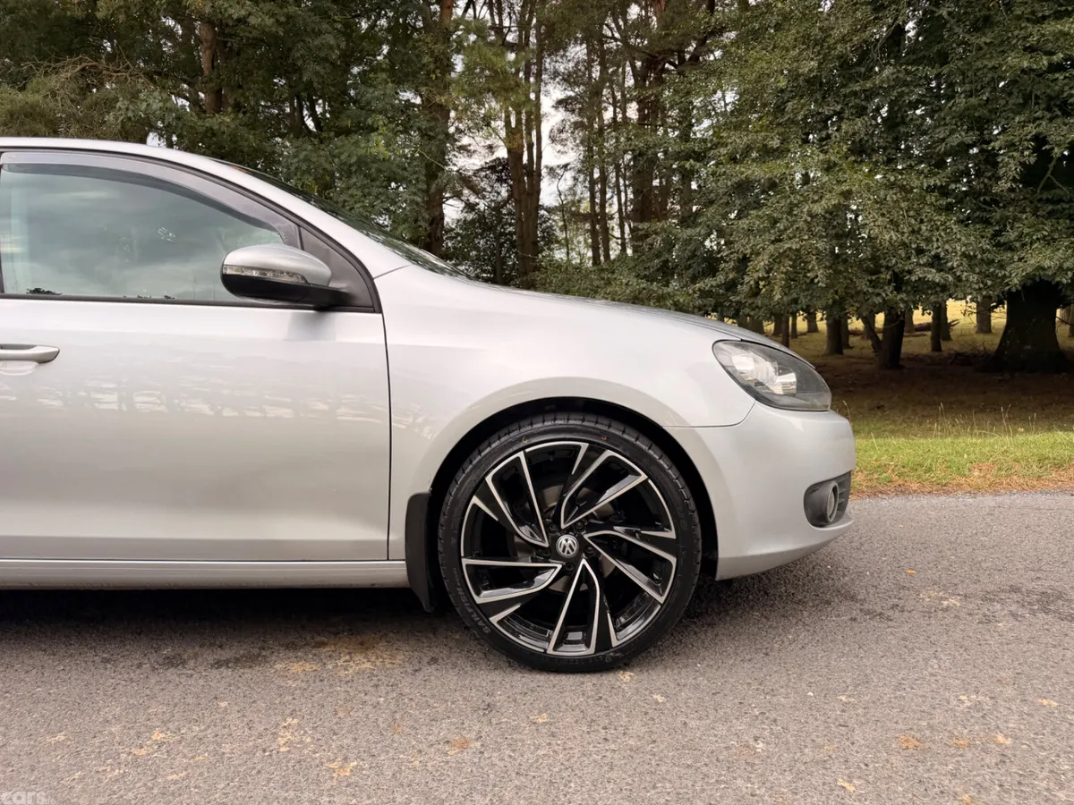 Volkswagen Golf Hatchback, Diesel, 2011, Silver