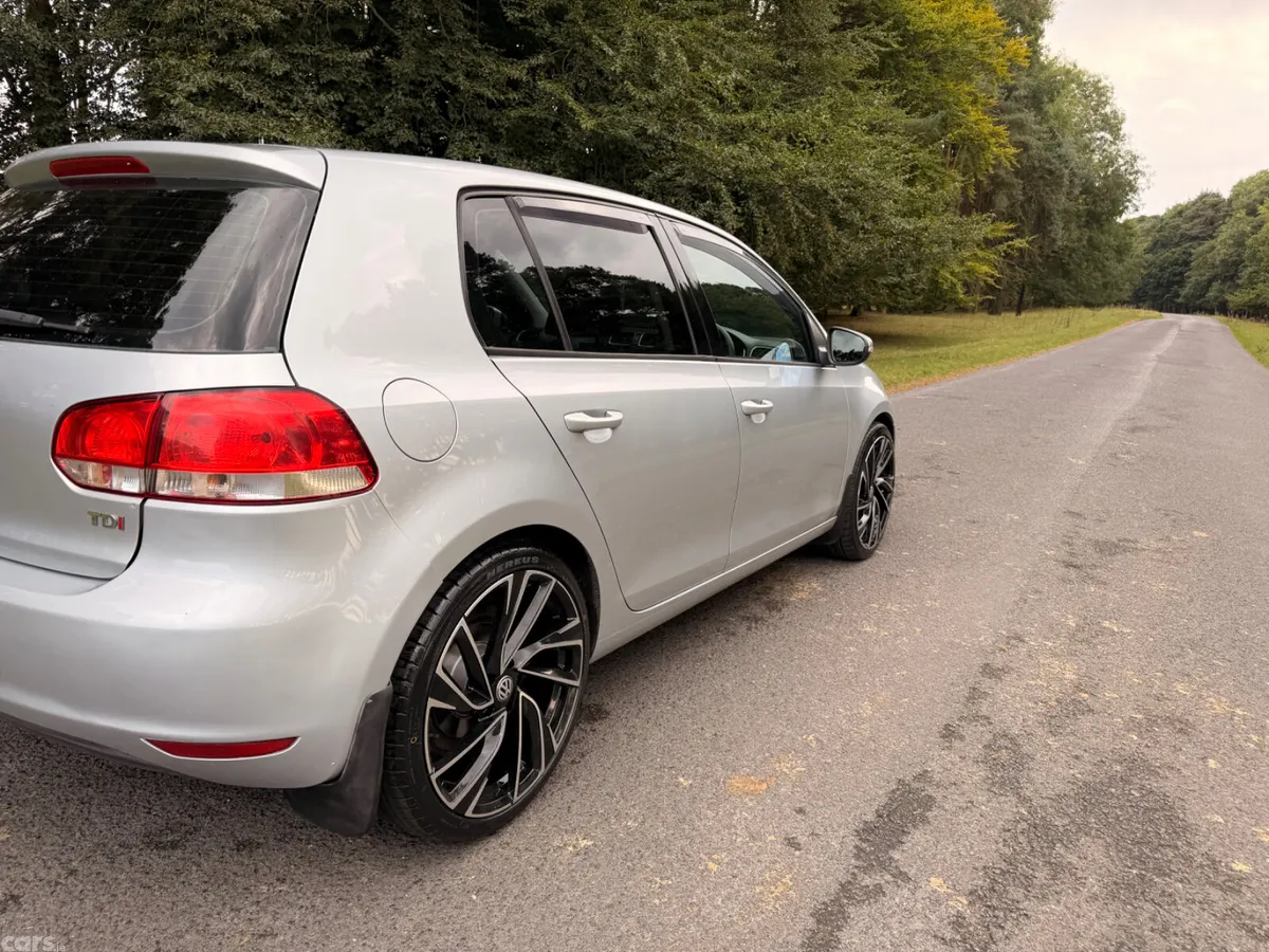 Volkswagen Golf Hatchback, Diesel, 2011, Silver