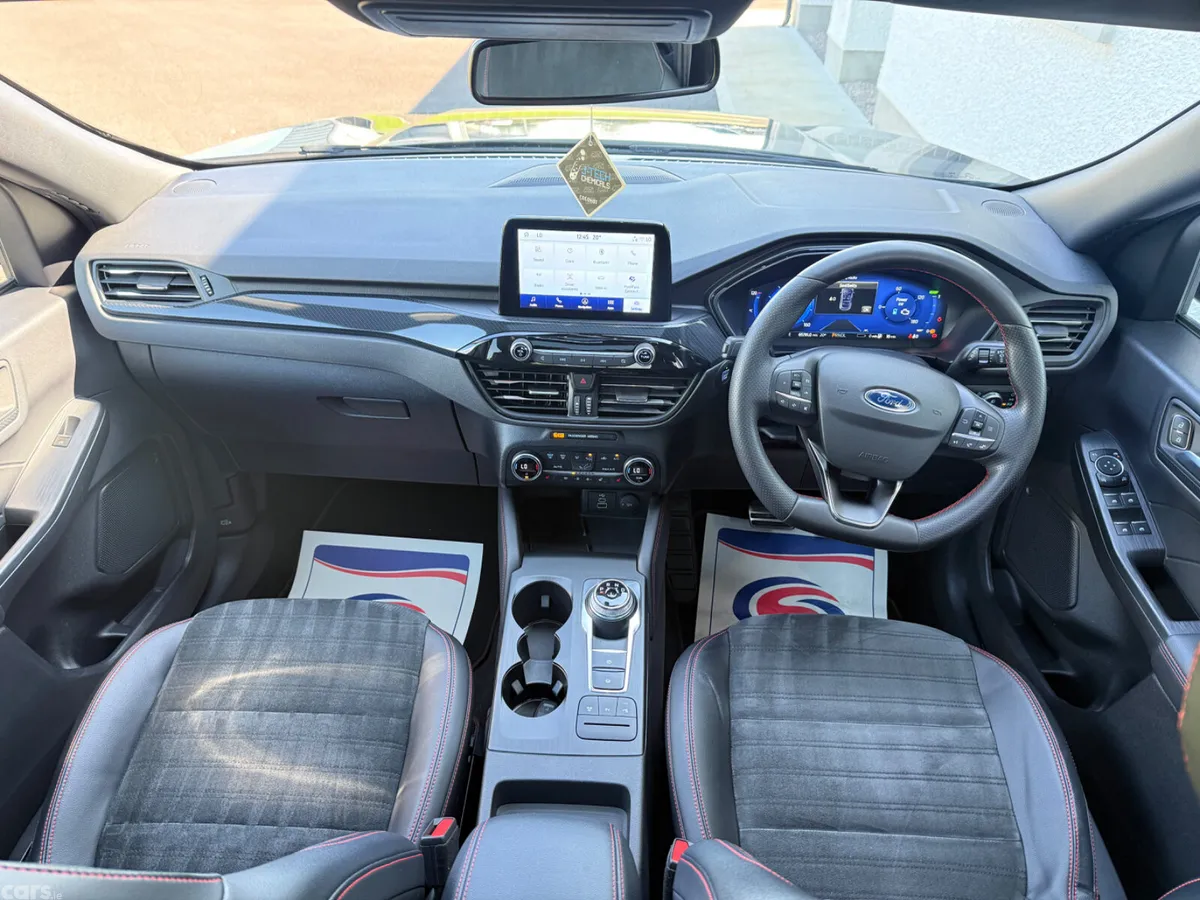 Ford Kuga SUV, Petrol Hybrid, 2023, Grey