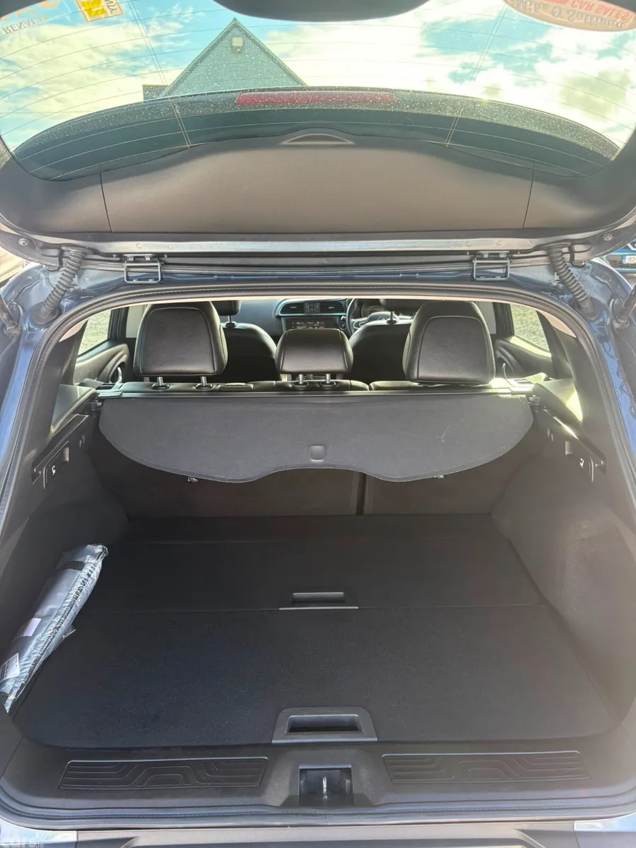 Renault Kadjar SUV, Diesel, 2020, Grey