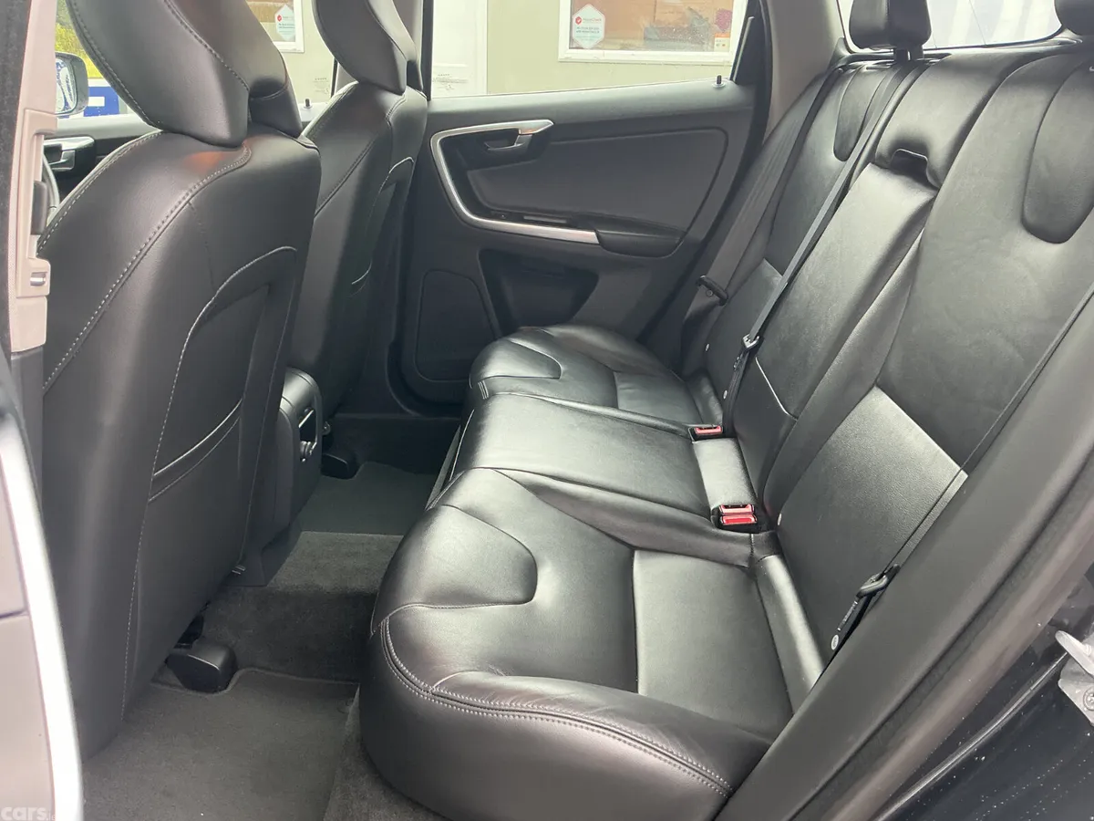 Volvo XC60 SUV, Diesel, 2017, Grey