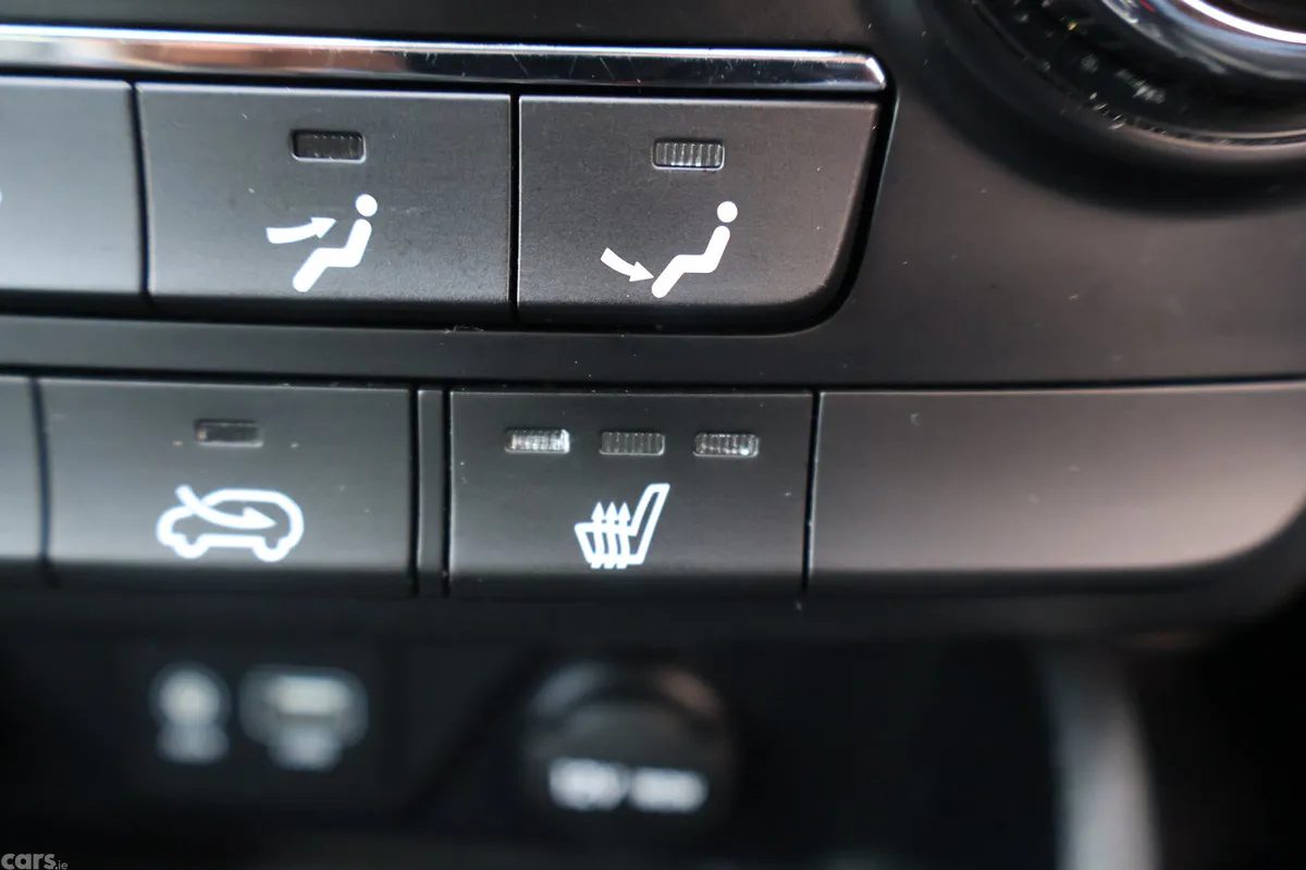Hyundai Tucson SUV, Diesel, 2017, White