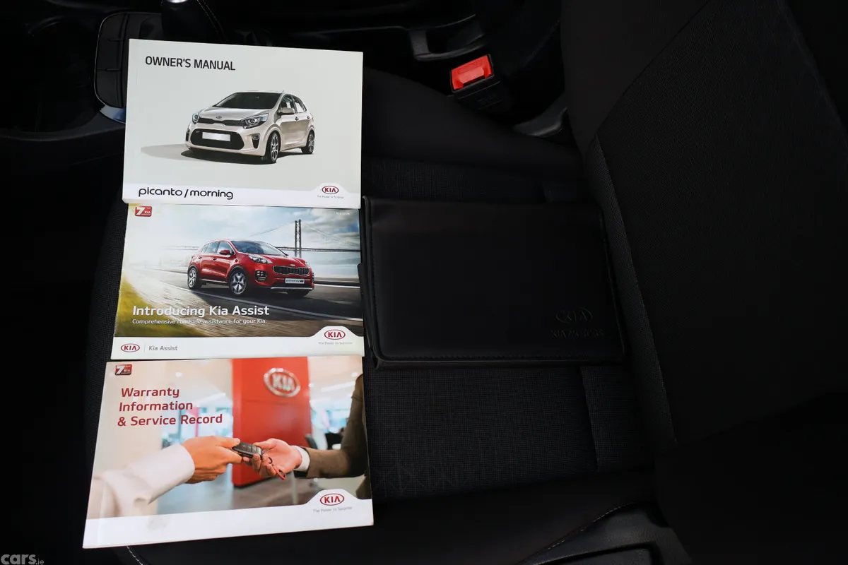 Kia Picanto Hatchback, Petrol, 2018, Grey