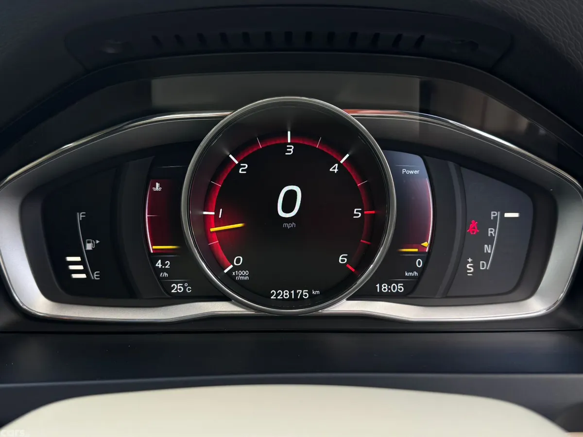 Volvo V60 Estate, Diesel, 2015, Bronze