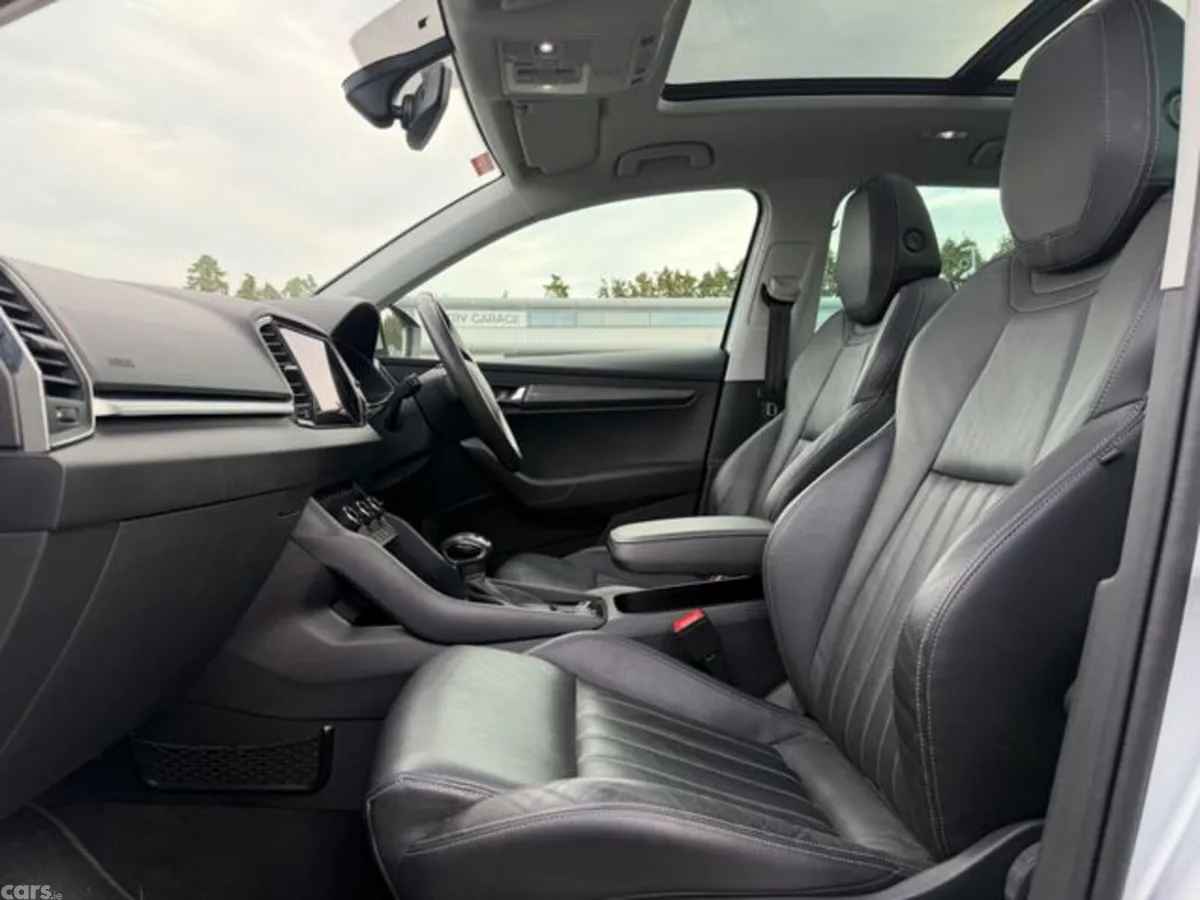 Skoda Karoq SUV, Diesel, 2019, Grey