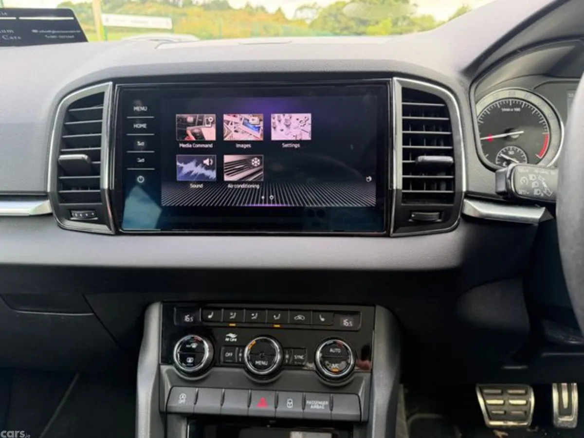 Skoda Karoq SUV, Diesel, 2019, Grey