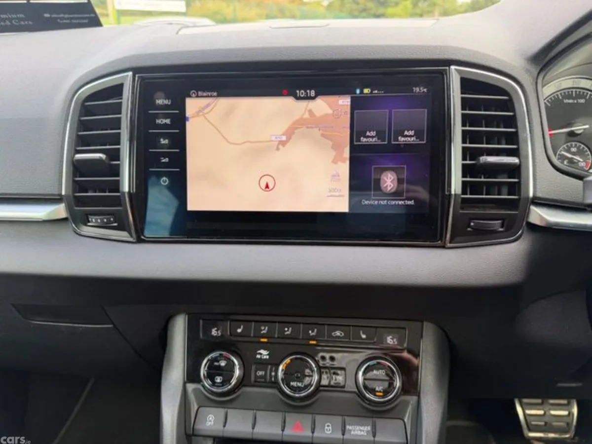Skoda Karoq SUV, Diesel, 2019, Grey