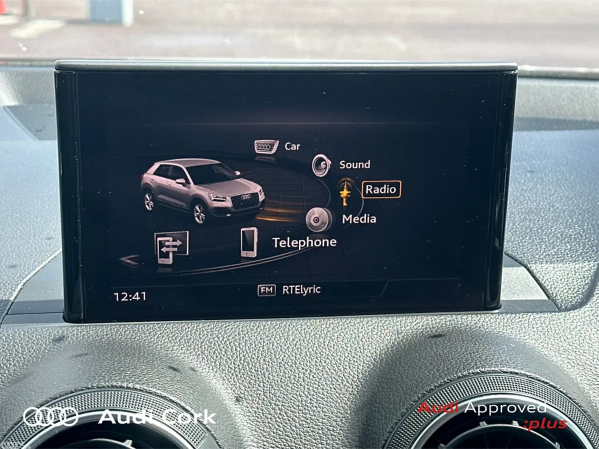 Audi Q2 Estate, Petrol, 2020, White