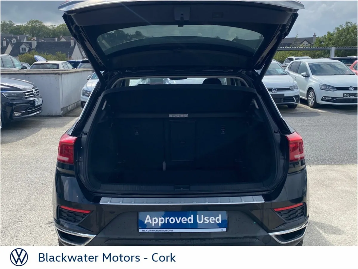 Volkswagen T-Roc Hatchback, Petrol, 2022, Black