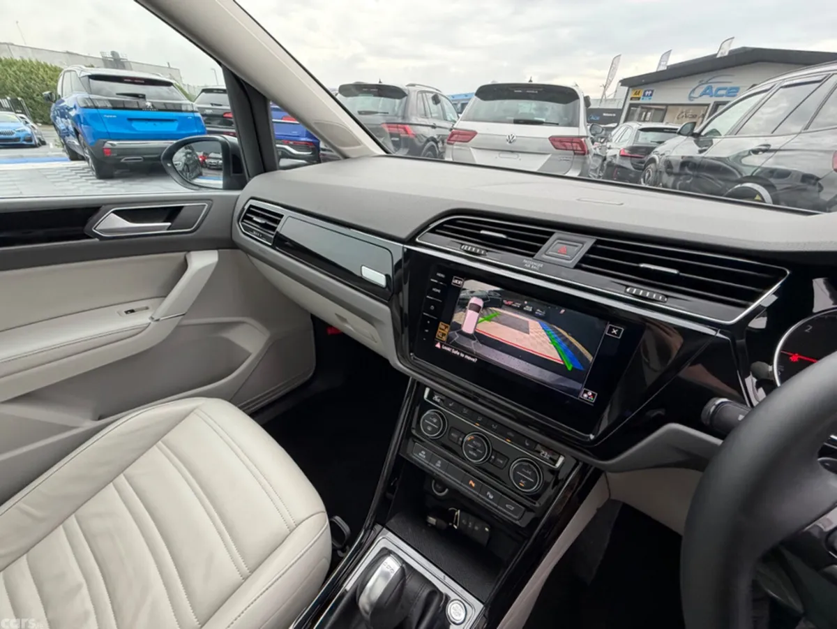 Volkswagen Touran MPV, Diesel, 2018, Grey