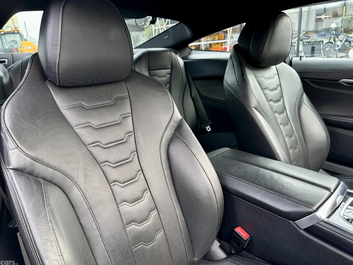 BMW 8-Series Coupe, Diesel, 2019, Grey