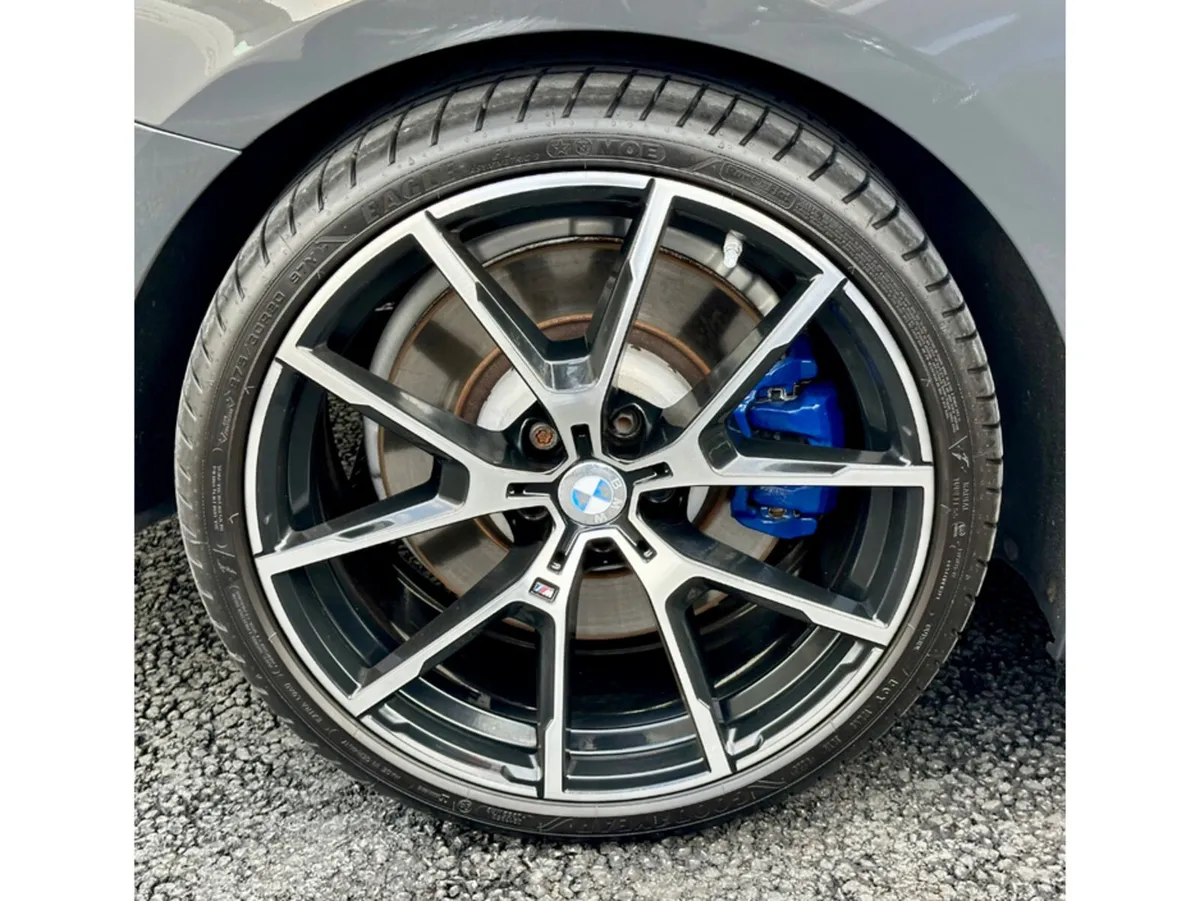 BMW 8-Series Coupe, Diesel, 2019, Grey