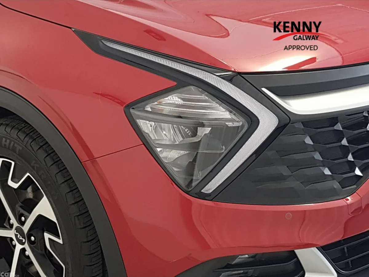 Kia Sportage MPV, Diesel, 2024, Red