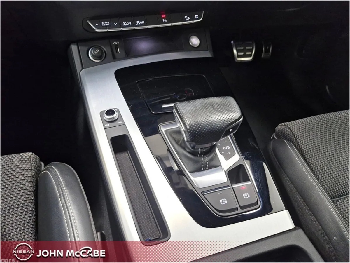 Audi Q5 SUV, Diesel, 2023, Blue