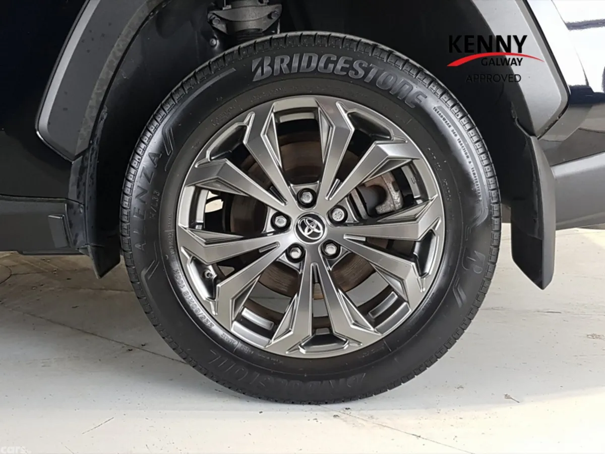 Toyota RAV4 SUV, Petrol Hybrid, 2023, Black