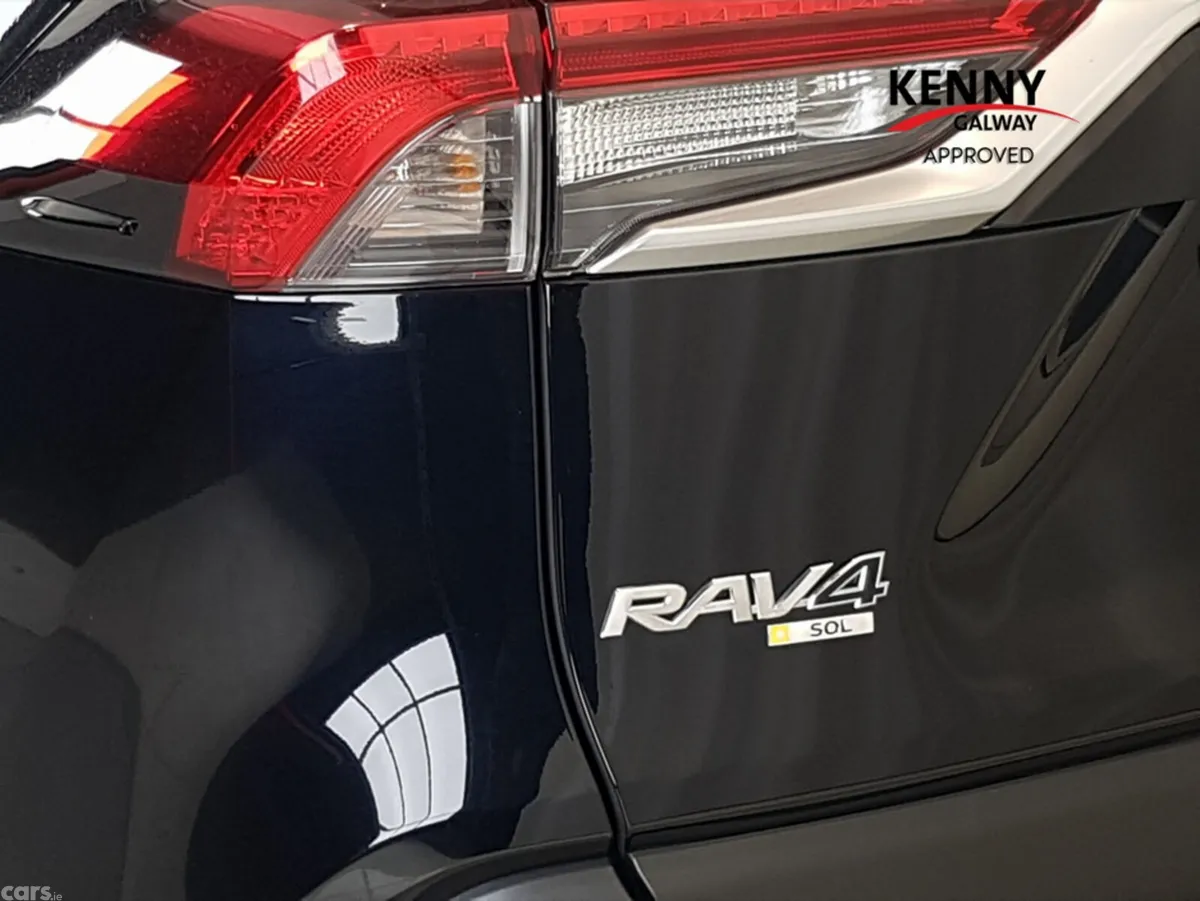 Toyota RAV4 SUV, Petrol Hybrid, 2023, Black