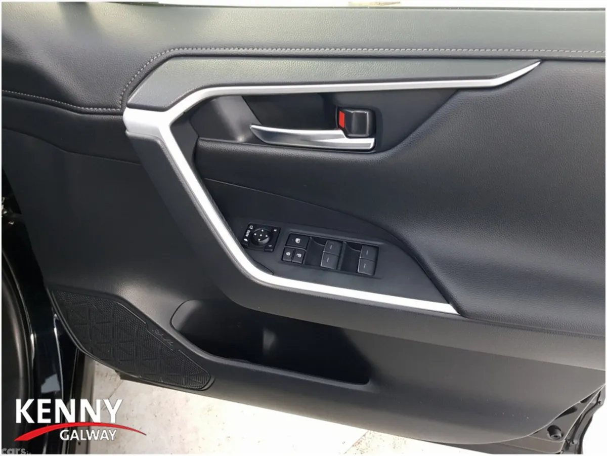 Toyota RAV4 SUV, Petrol Hybrid, 2023, Black