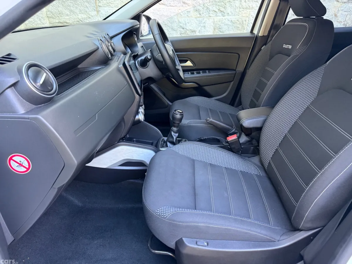 Dacia Duster MPV, Diesel, 2024, White
