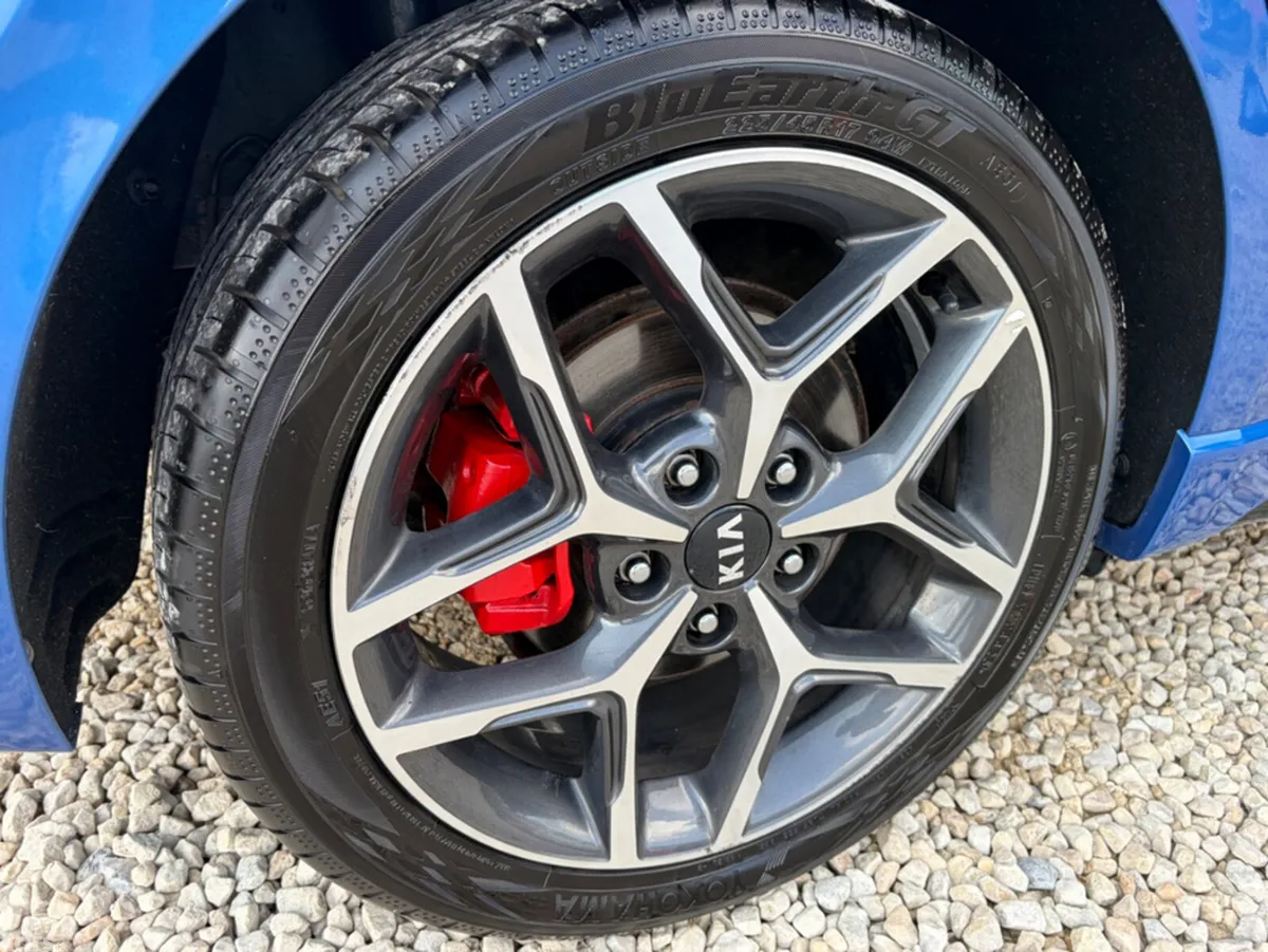Kia Ceed Hatchback, Diesel, 2020, Blue