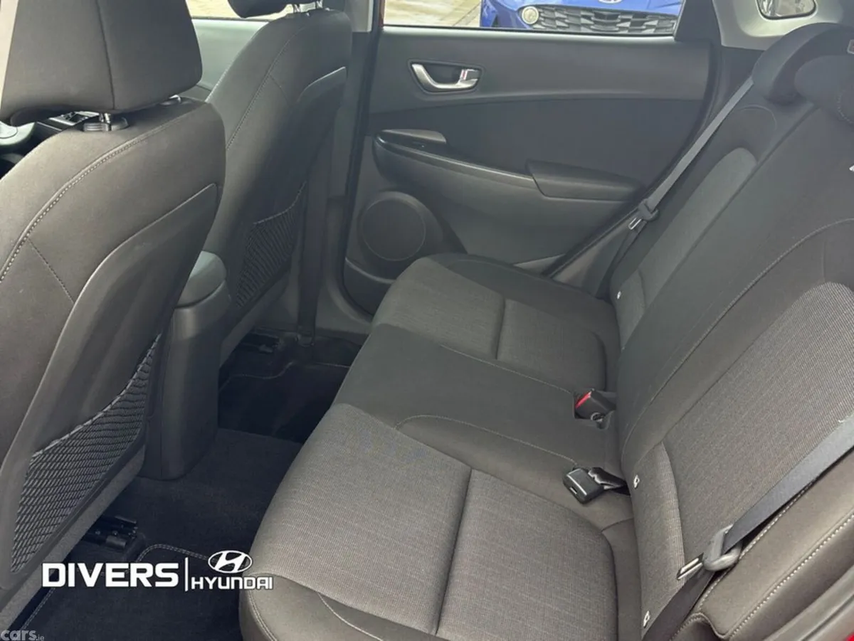 Hyundai KONA MPV, Petrol, 2023, Red