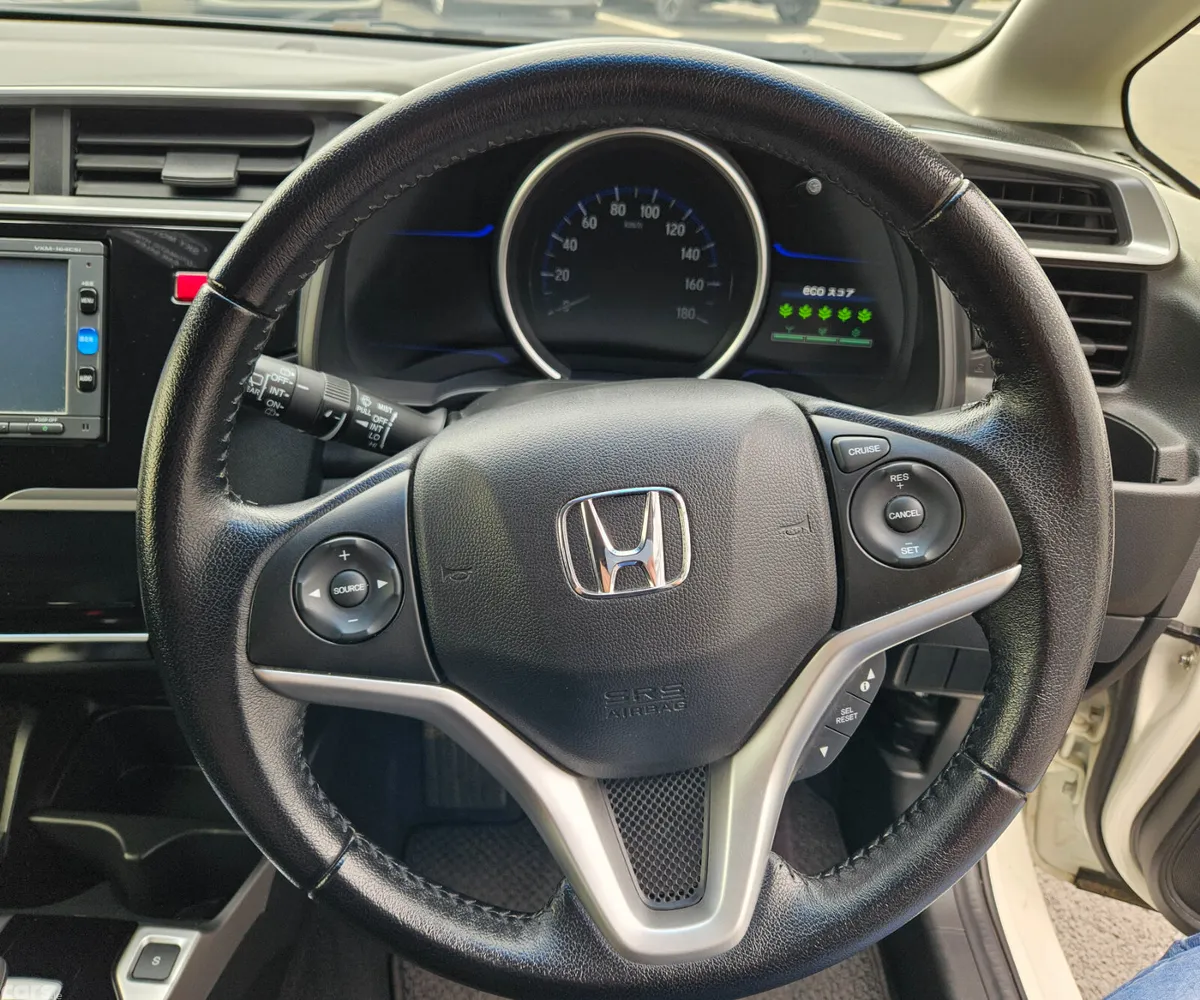 Honda Fit Hatchback, Petrol Hybrid, 2016, White