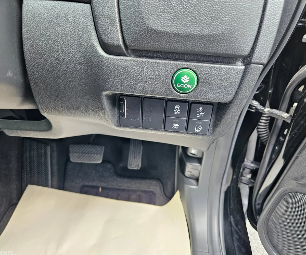 Honda Fit Hatchback, Petrol Hybrid, 2019, Black