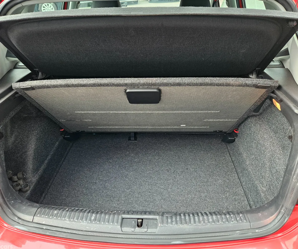 Volkswagen Polo Hatchback, Petrol, 2017, Red