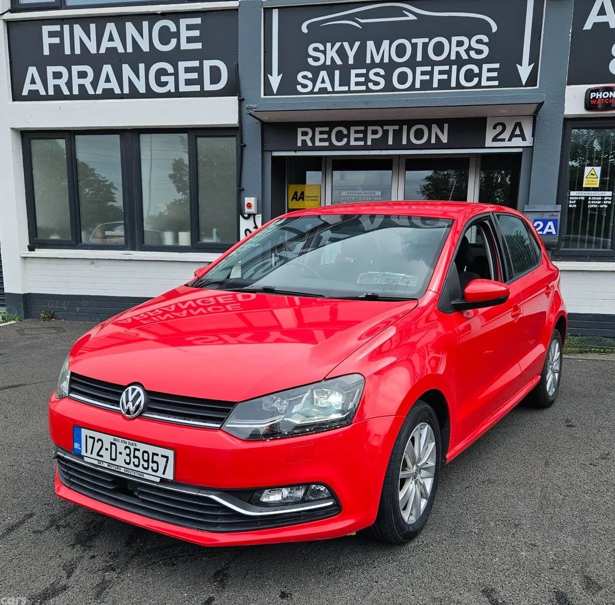 Volkswagen Polo Hatchback, Petrol, 2017, Red