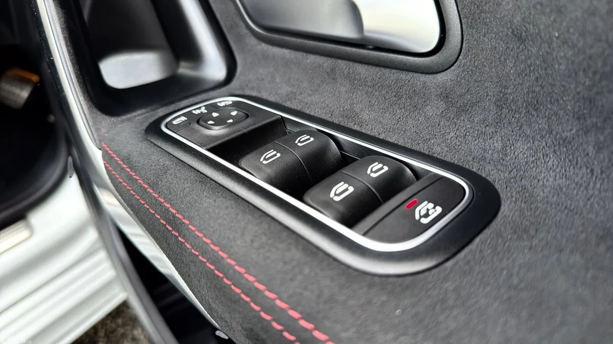 Mercedes-Benz A-Class Hatchback, Diesel, 2021, White