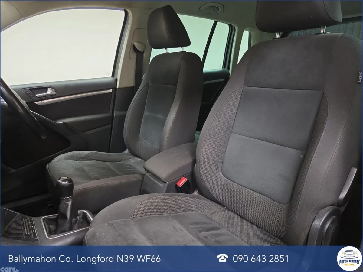 Volkswagen Tiguan SUV, Diesel, 2013, Grey