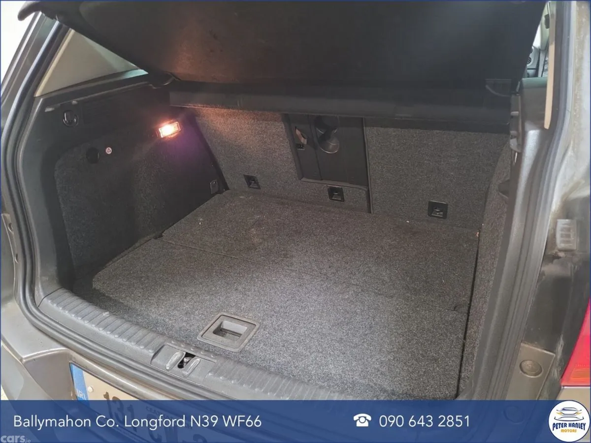 Volkswagen Tiguan SUV, Diesel, 2013, Grey