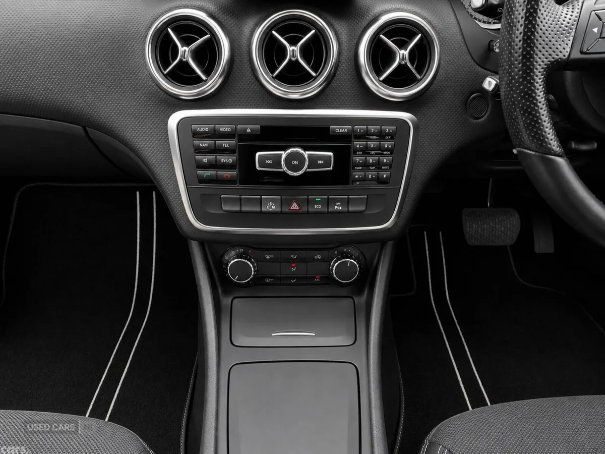 Mercedes-Benz A-Class , Petrol, 2014, White
