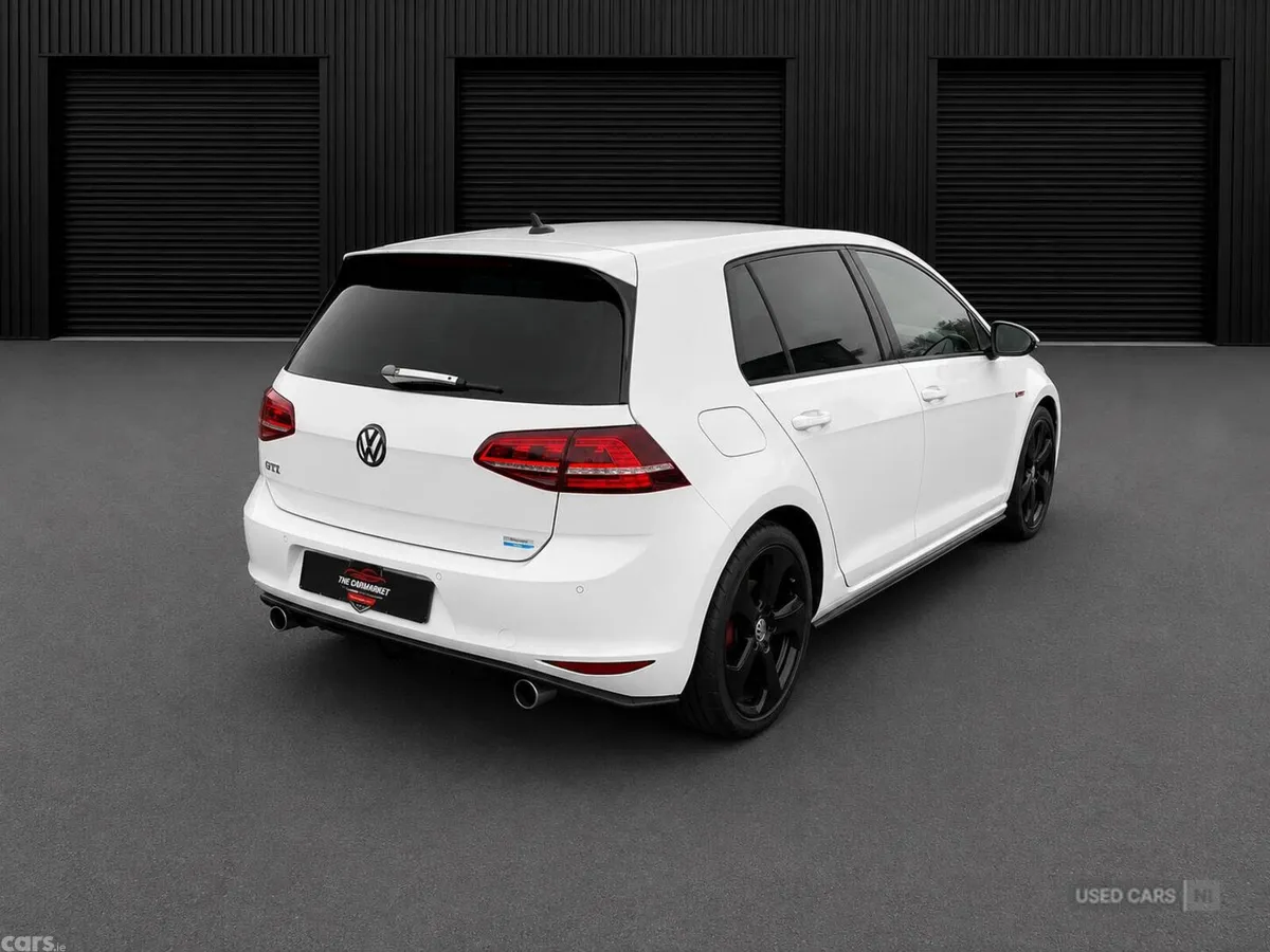 Volkswagen Golf , Petrol, 2014, White