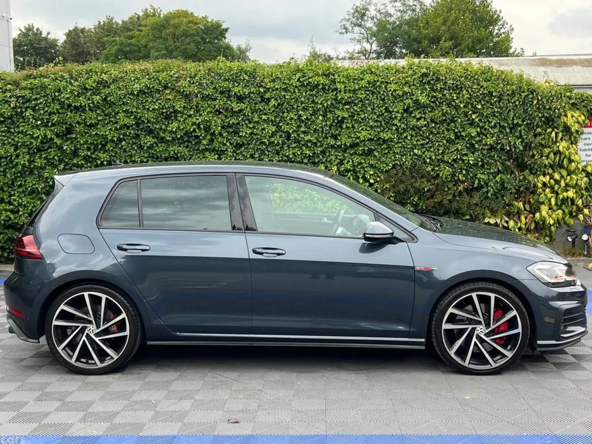 Volkswagen Golf Hatchback, Petrol, 2019, Grey
