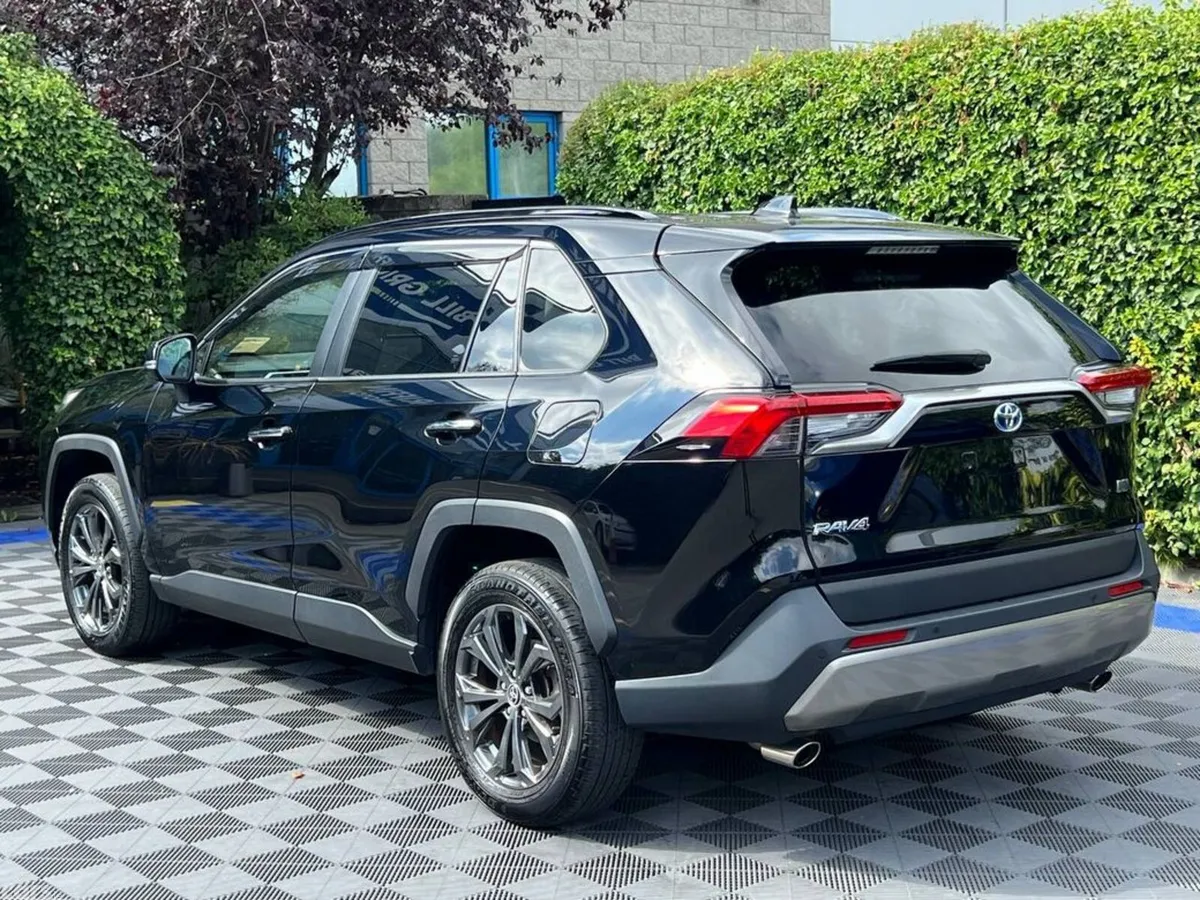 Toyota RAV4 SUV, Petrol Hybrid, 2023, Black