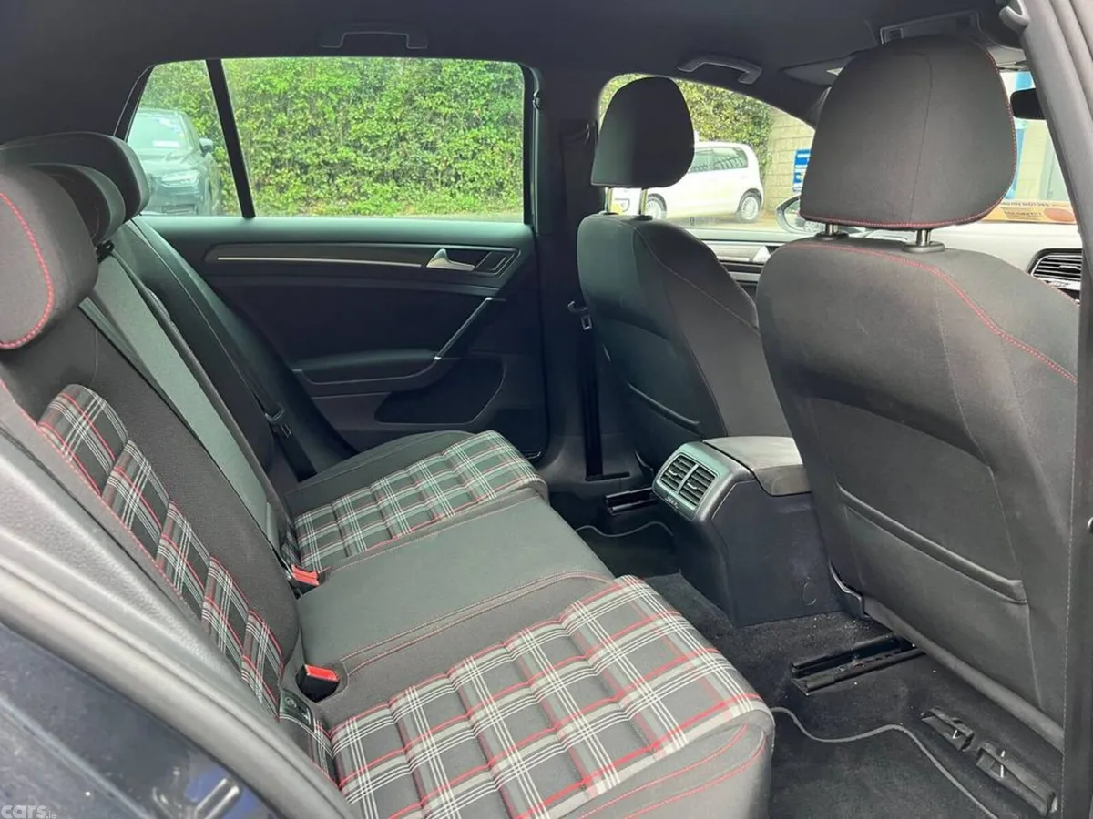 Volkswagen Golf Hatchback, Petrol, 2019, Grey
