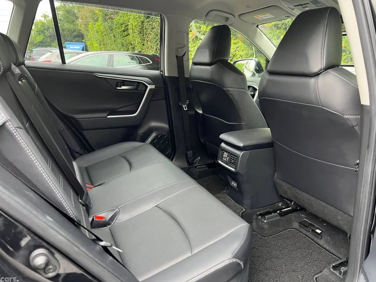 Toyota RAV4 SUV, Petrol Hybrid, 2023, Black