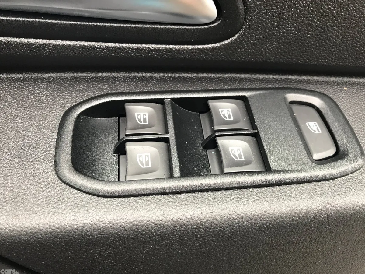 Dacia Duster SUV, Diesel, 2019, Brown