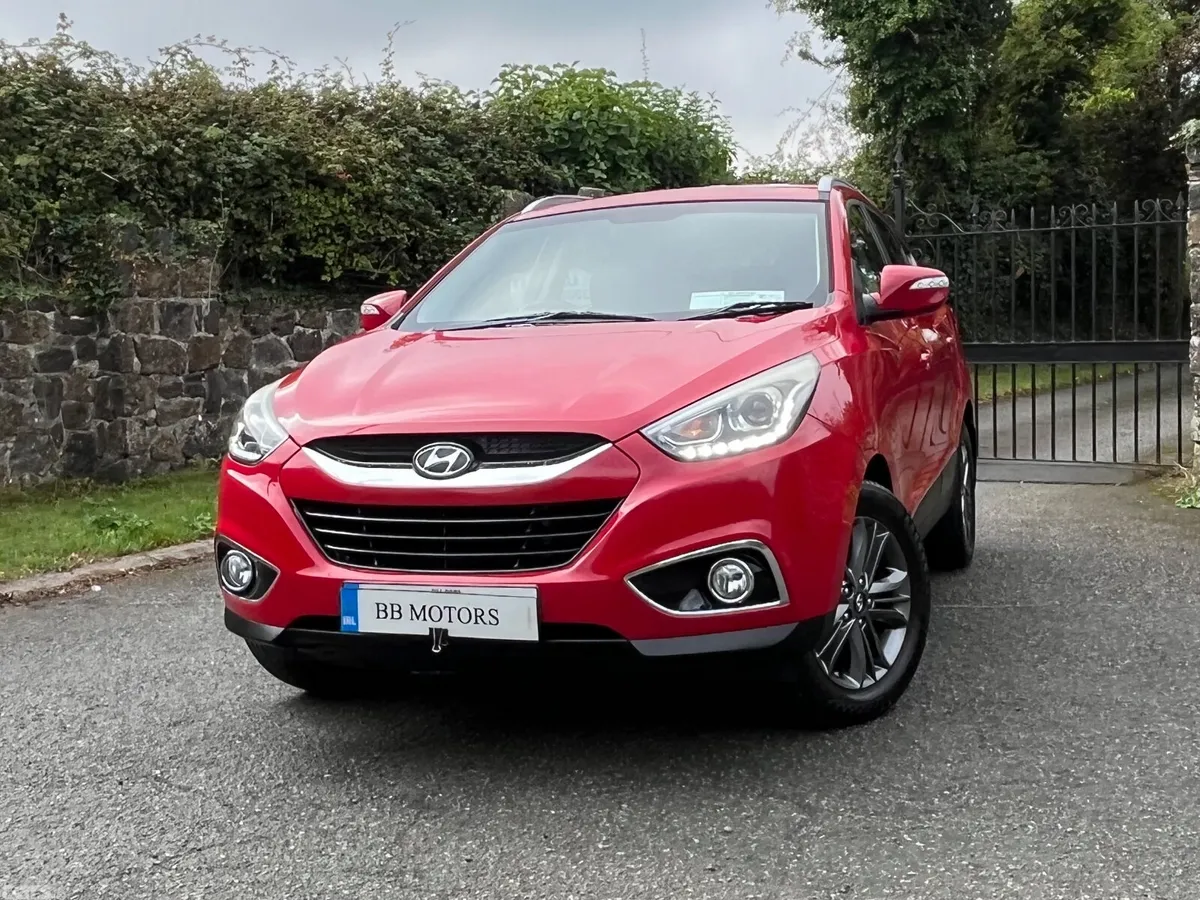 Hyundai ix35 SUV, Diesel, 2015, Red