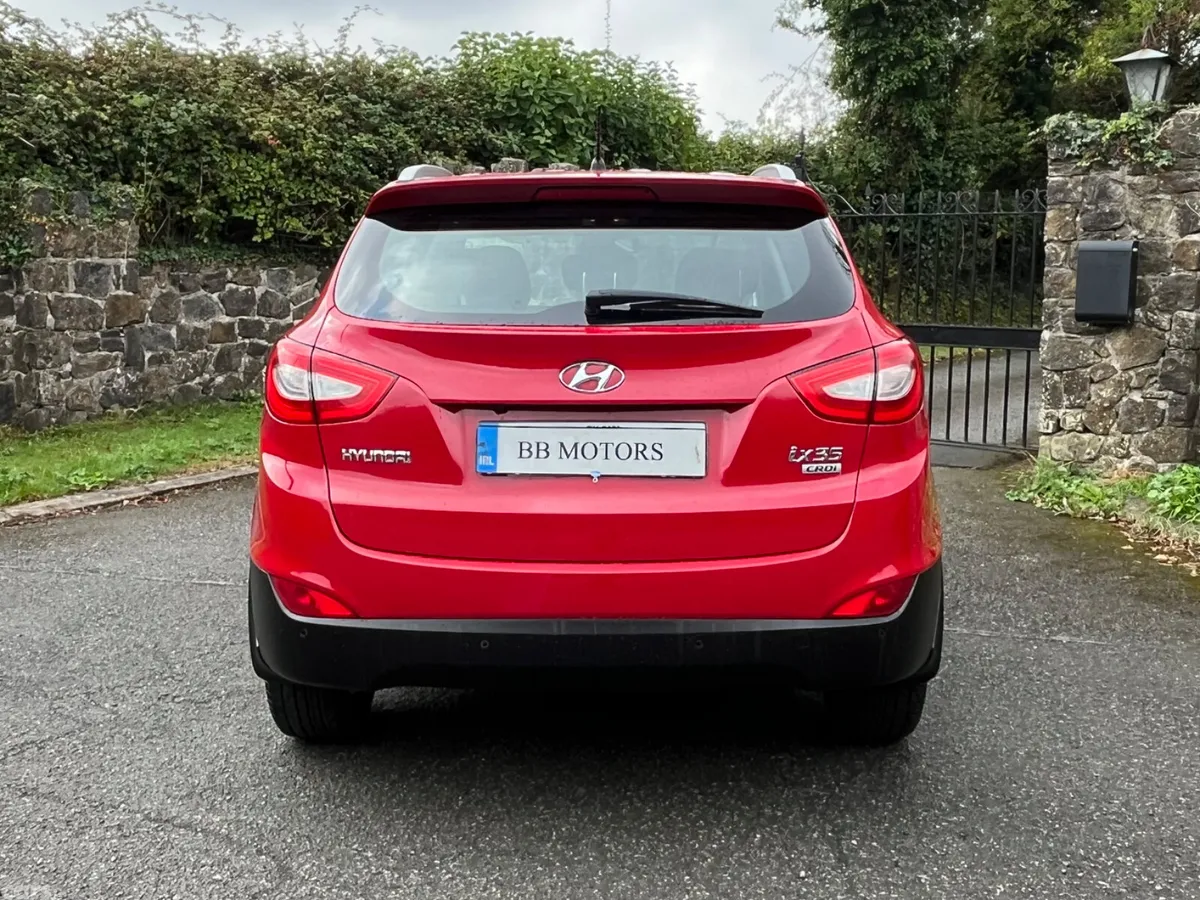 Hyundai ix35 SUV, Diesel, 2015, Red