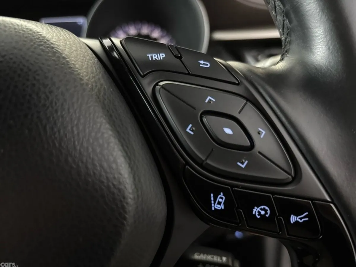 Toyota C-HR SUV, Petrol Hybrid, 2018, Grey