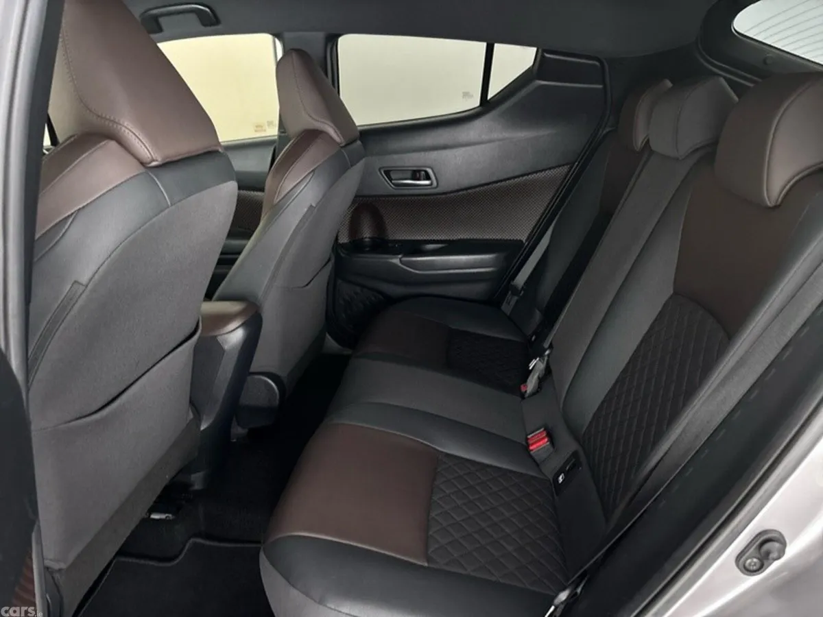 Toyota C-HR SUV, Petrol Hybrid, 2018, Grey
