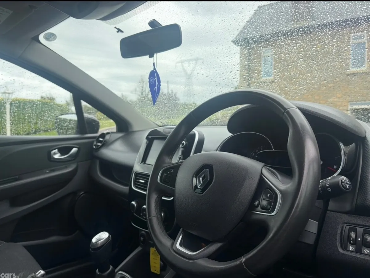 Renault Clio Hatchback, Petrol, 2019, Black