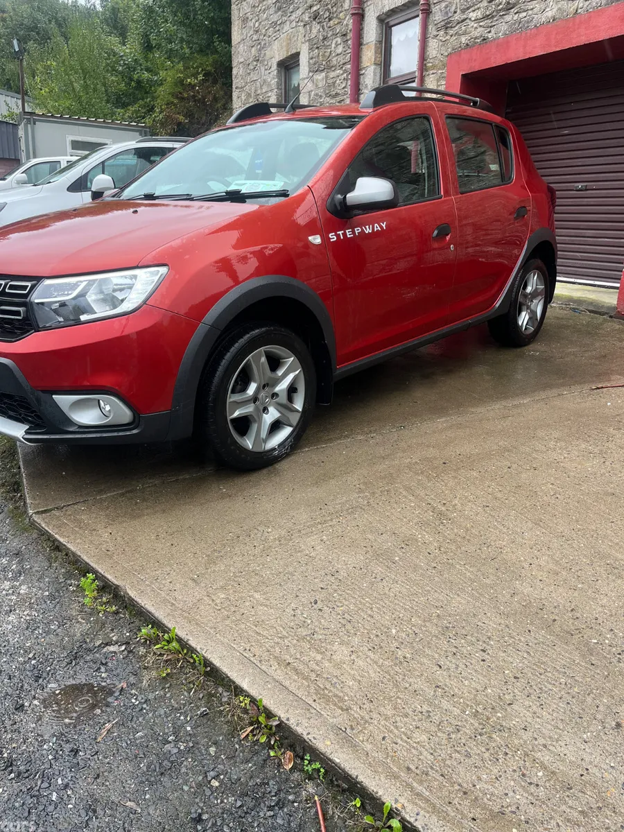 Dacia Sandero Stepway Hatchback, Diesel, 2018, Red