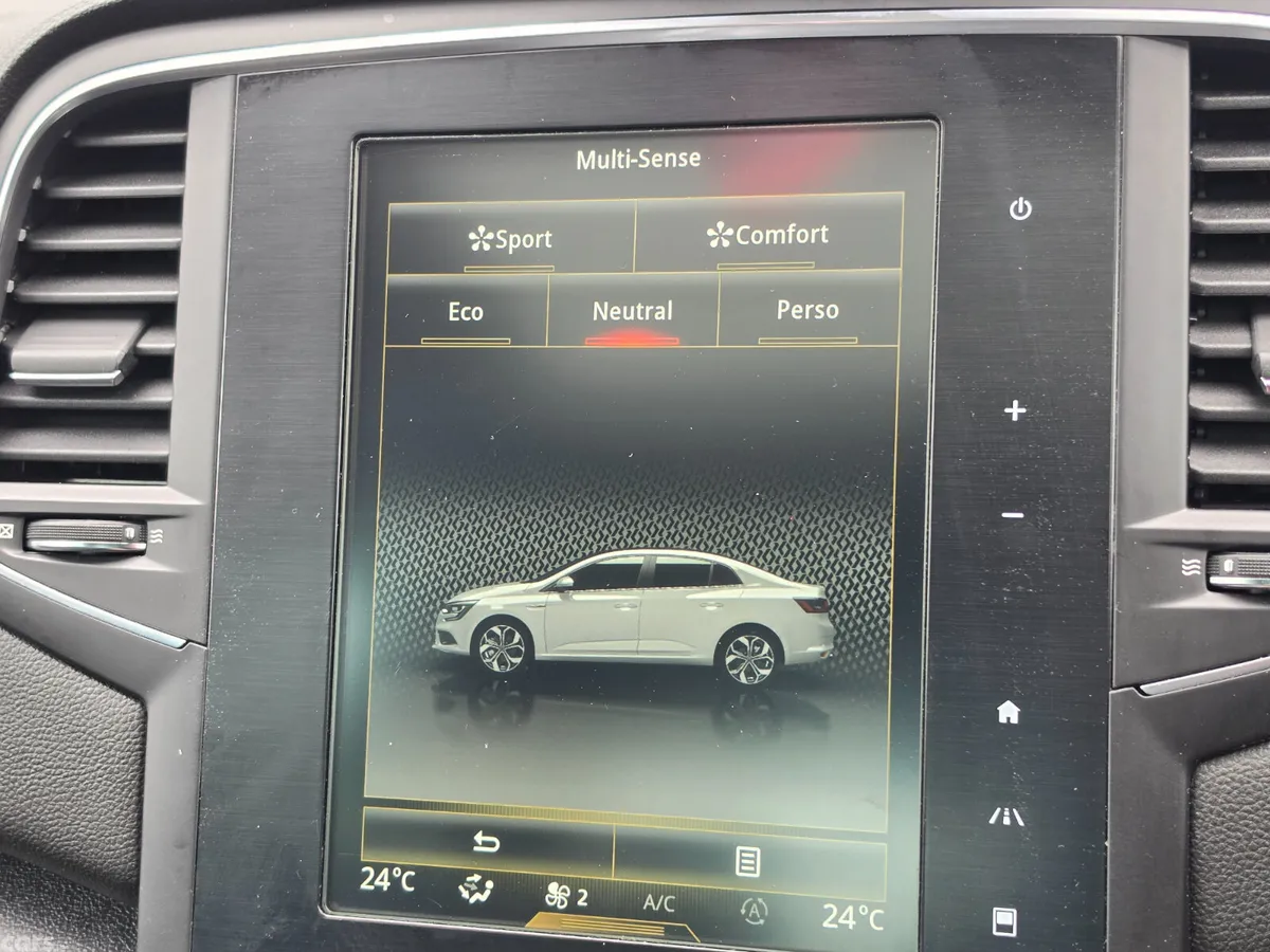 Renault Megane Saloon, Diesel, 2017, Brown