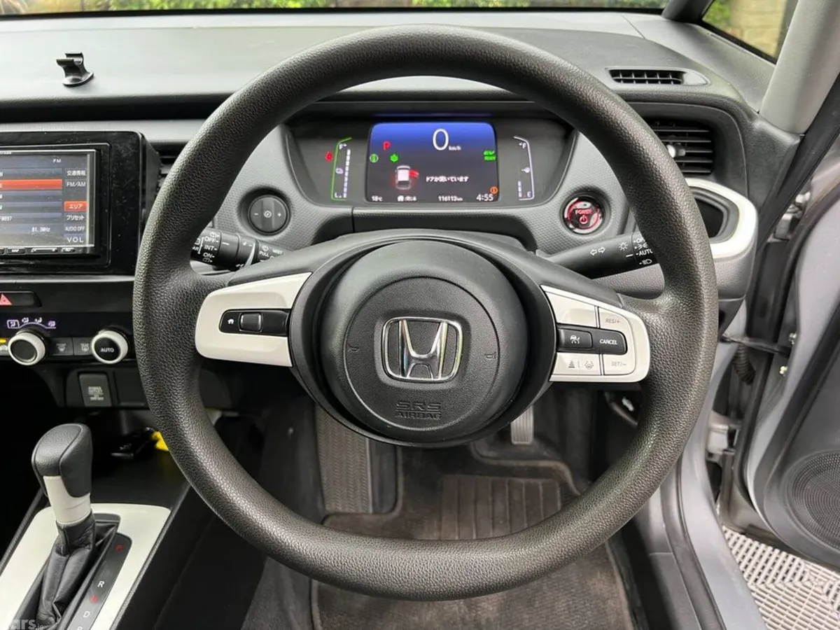 Honda Fit Hatchback, Petrol Hybrid, 2021, Silver